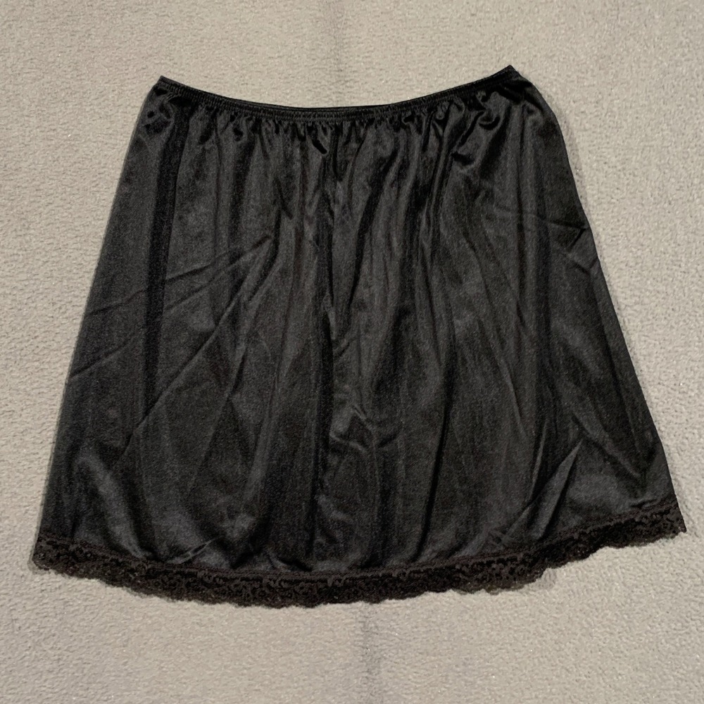 Deena Half Slip Skirt Women Medium Black Lace Trim Nylon Vintage 2190L-17